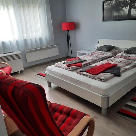 Kodaly Apartman Эгер Экстерьер фото