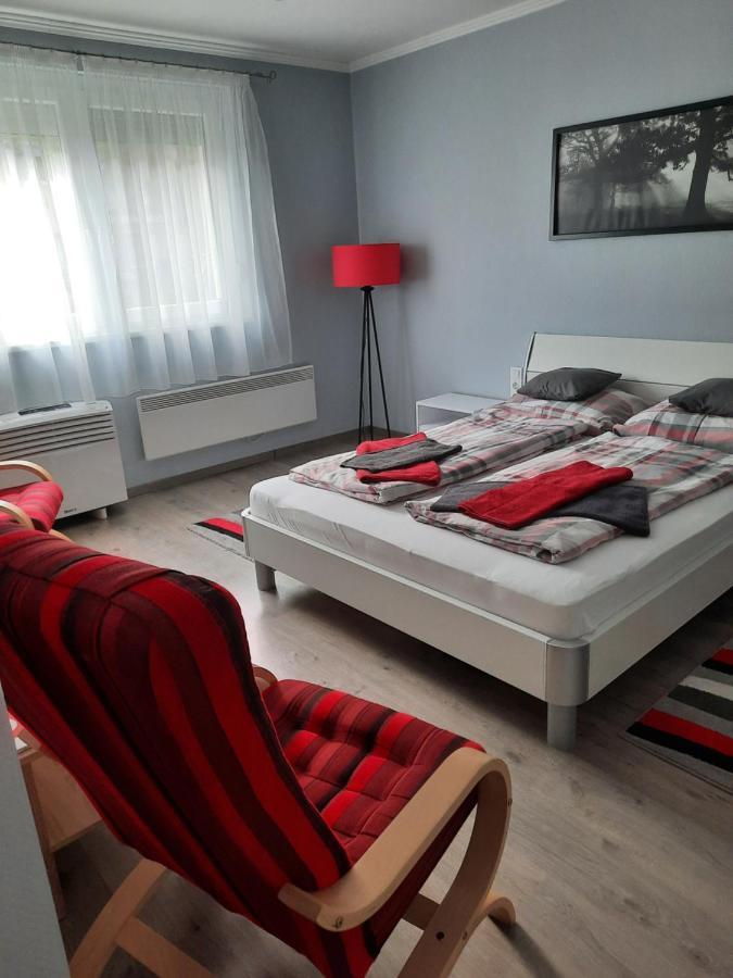 Kodaly Apartman Эгер Экстерьер фото
